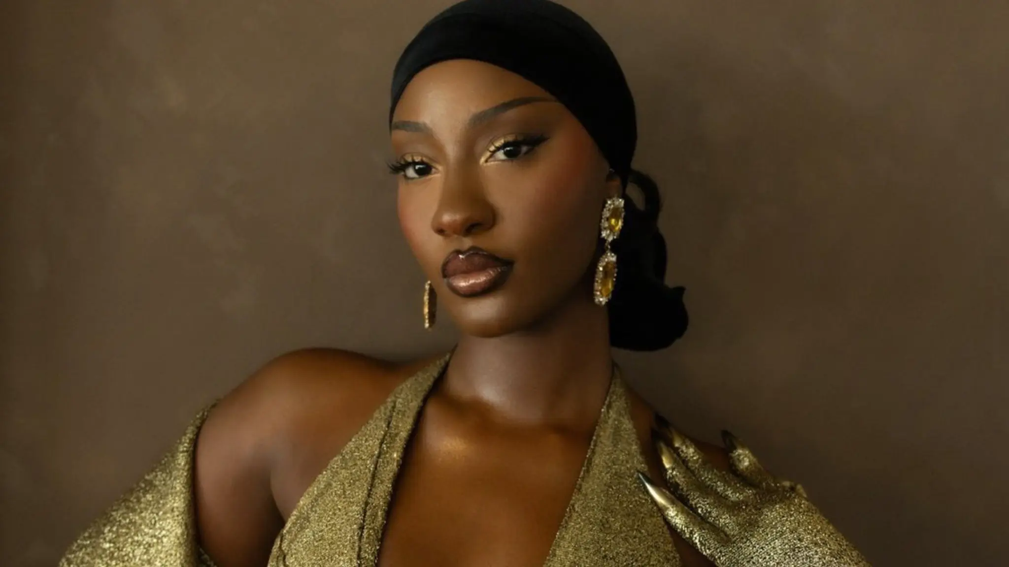Why I can’t date Nigerian celebrities – Tems