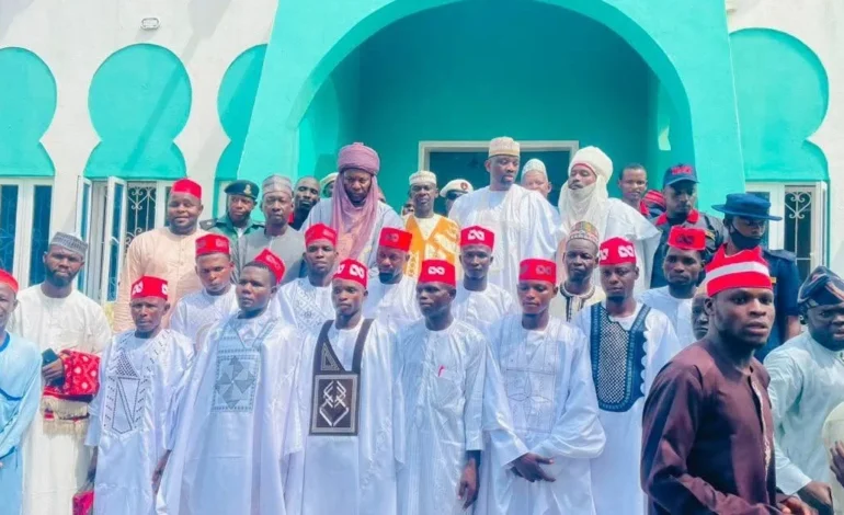 Mass wedding: Kano gov urges 1,500 newlyweds to uphold justice, respect