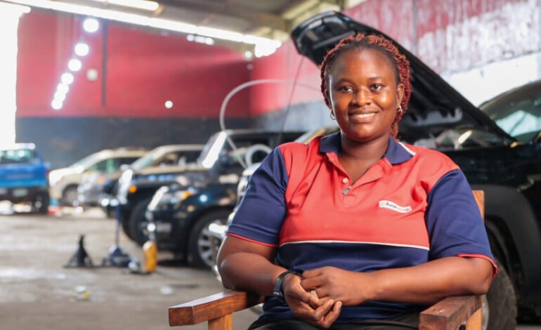 Meet Nigerian woman who diagnoses cars on radio, repairs them in the workshop